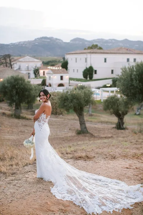 Matrimonio da Favola a Borgo Saverona: Il Vostro Fotografo di Matrimoni a Cirò Marina — Antonio e Caterina · foto 17