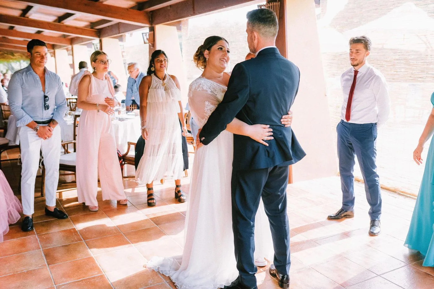 Primi raggi di sole di un grande amore alla fattoria il Borghetto. · foto 57