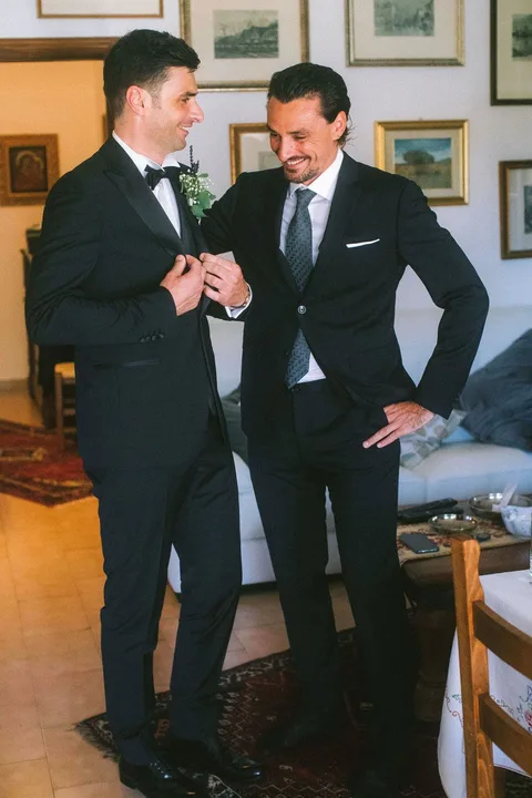 5 idee per l'abito da matrimonio dello sposo · foto 4