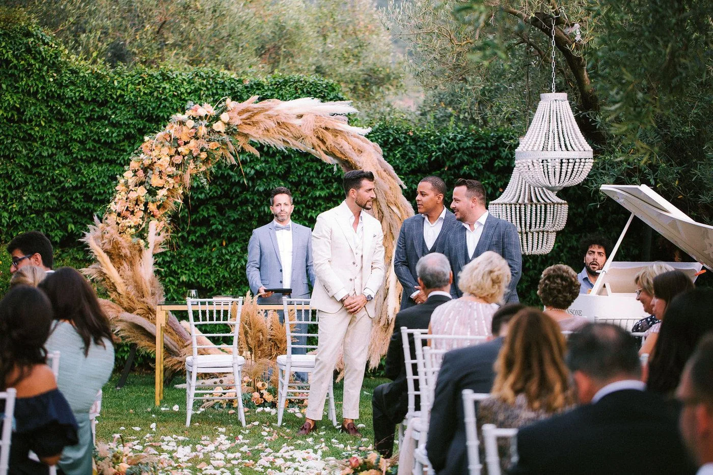 Matrimonio da Sogno alla Tenuta delle Grazie: Il Vostro Fotografo di Matrimoni a Curinga · foto 52